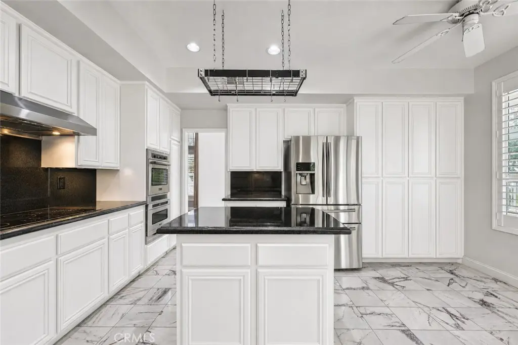 Single Family Residence for sale at 901 Clearwood Avenue, Riverside, CA featuring 5 beds and 3 baths