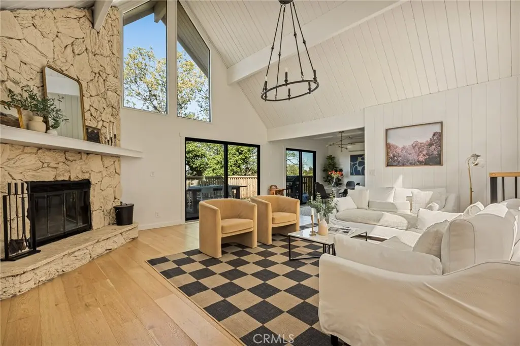 1204 Yellowstone, Lake Arrowhead, CA — listing photo 1