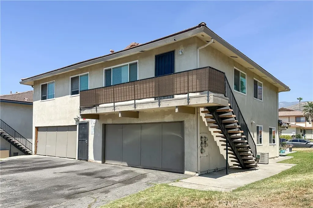 Condominium for rent at 3511 Rainbow, Highland, CA featuring 2 beds and 1 bath