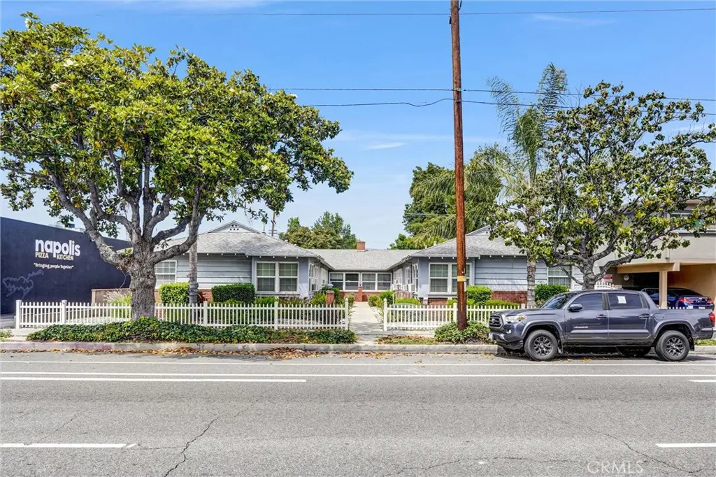 14821 Burbank, Van Nuys, CA — listing photo 1
