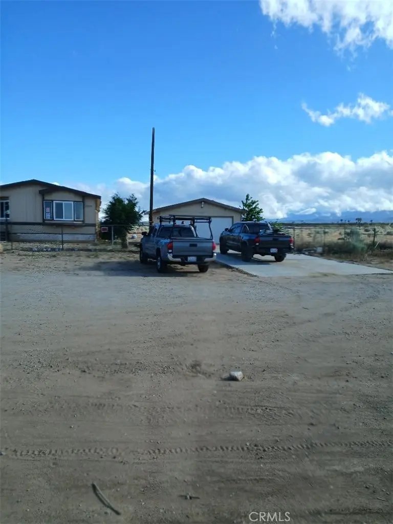 Manufactured On Land for rent at 10075 Dos Palmas Road, Victorville, CA featuring 3 beds and 2 baths