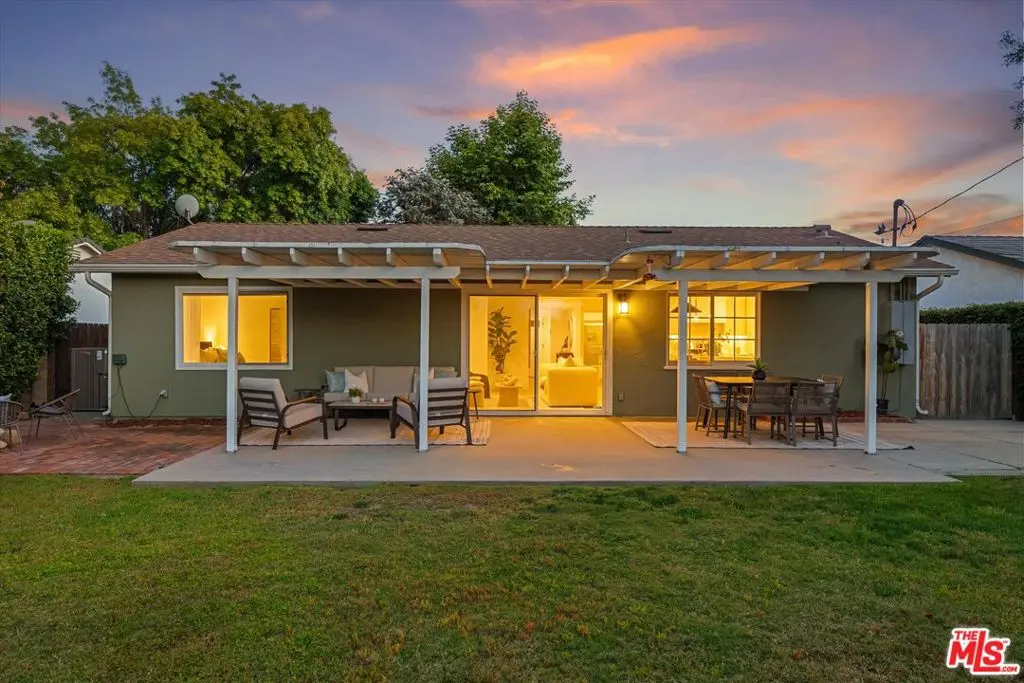 23445 Sylvan Street, Woodland Hills, CA — listing photo 1