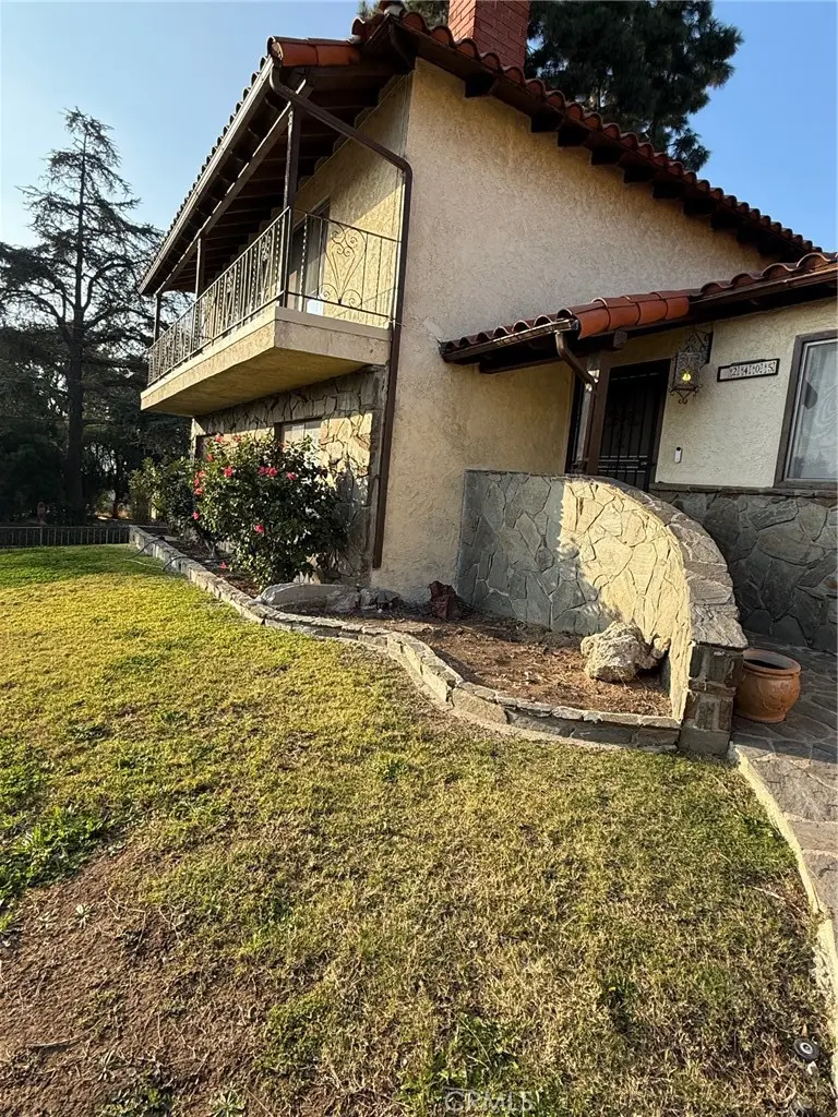Residential Lease for rent at 12405 Beverly Dr, Whittier, Los Angeles County, CA featuring 4 beds and 3 baths