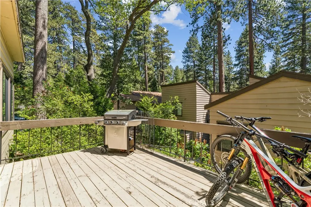 27821 Peninsula N 315, Lake Arrowhead, CA — listing photo 1