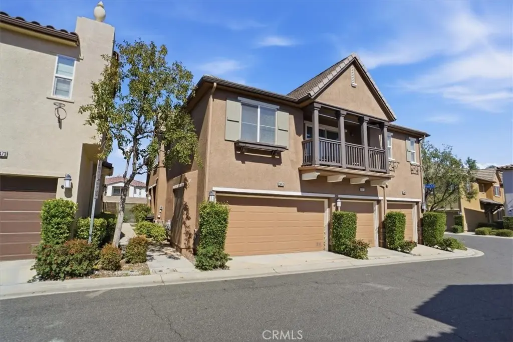 28475 Santa Rosa, Saugus, CA — listing photo 1