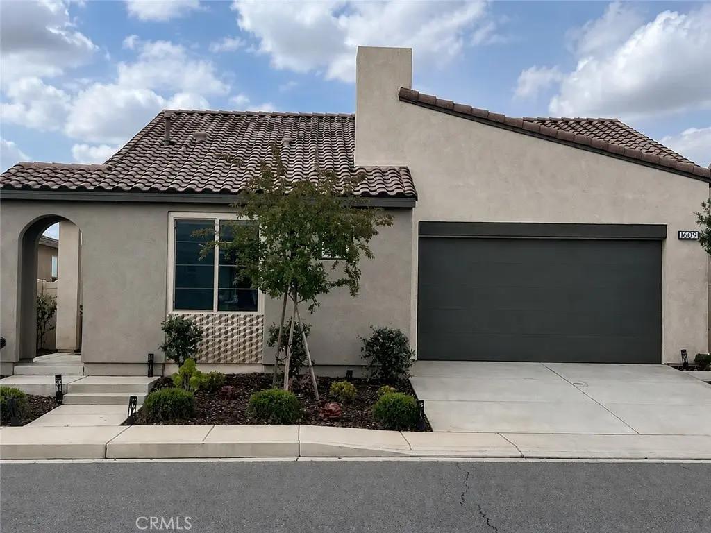 1609 Trailview Dr., Beaumont, CA — listing photo 1