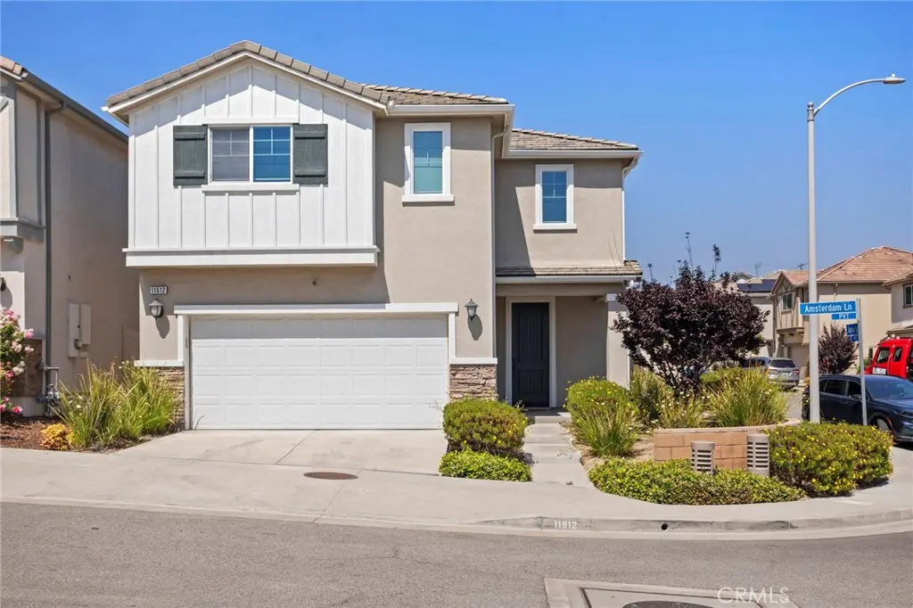 11612 Amsterdam, Sylmar, CA — listing photo 1