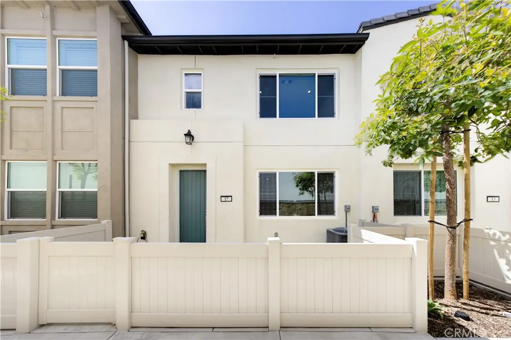 Residential Lease for rent at 17 Aria, South El Monte, Los Angeles County, CA featuring 3 beds and 3 baths
