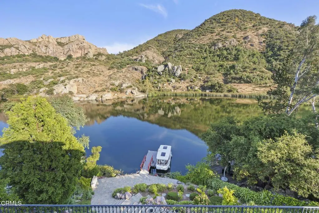 2112 Trentham Road, Westlake Village, CA — listing photo 1