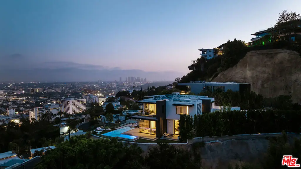 Single Family Residence for sale at 8366 Sunset View Drive, Los Angeles, CA featuring 5 beds and 9 baths