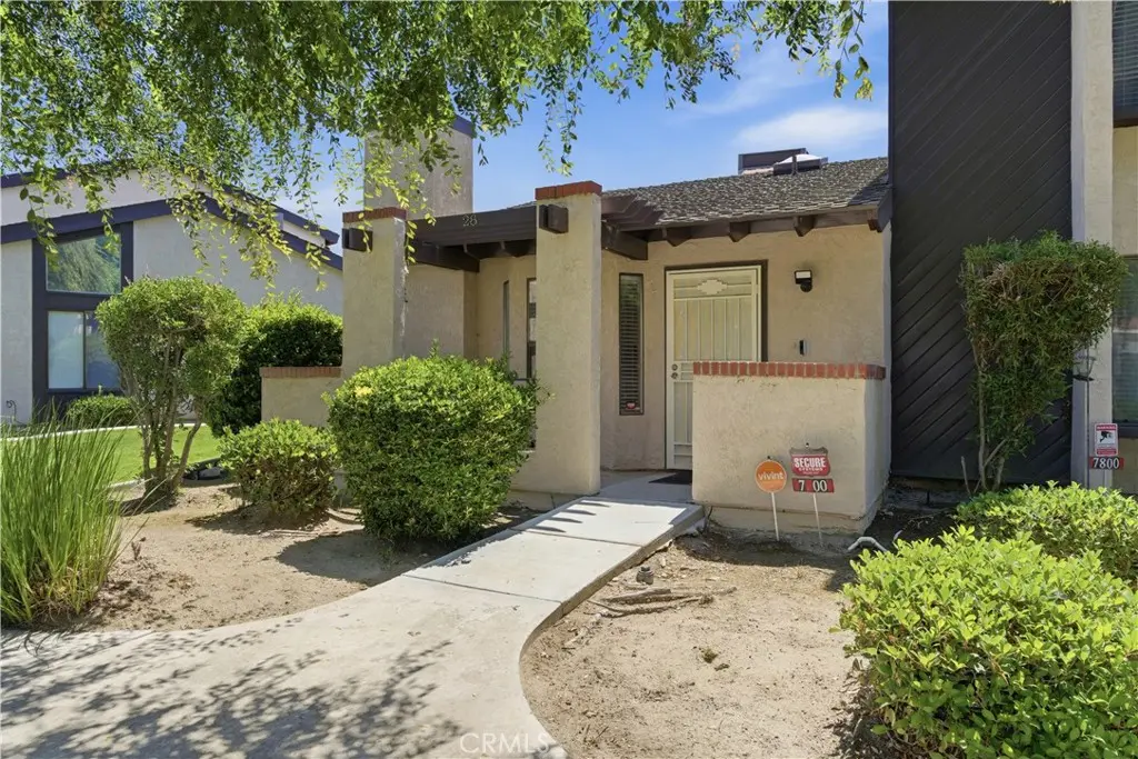 Condominium for sale at 7800 Westfield Road 28, Bakersfield, CA featuring 1 bed and 1 bath