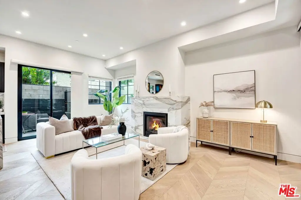 652 Huntley Drive 102, West Hollywood, CA — listing photo 1