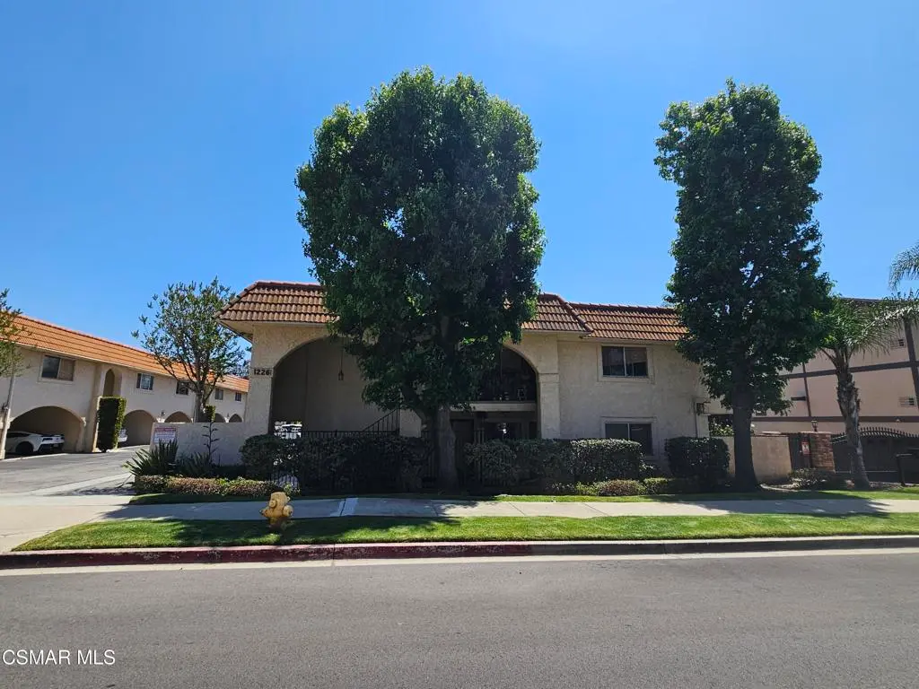 Condominium for sale at 1226 Patricia Avenue 50, Simi Valley, CA featuring 1 bed and 1 bath