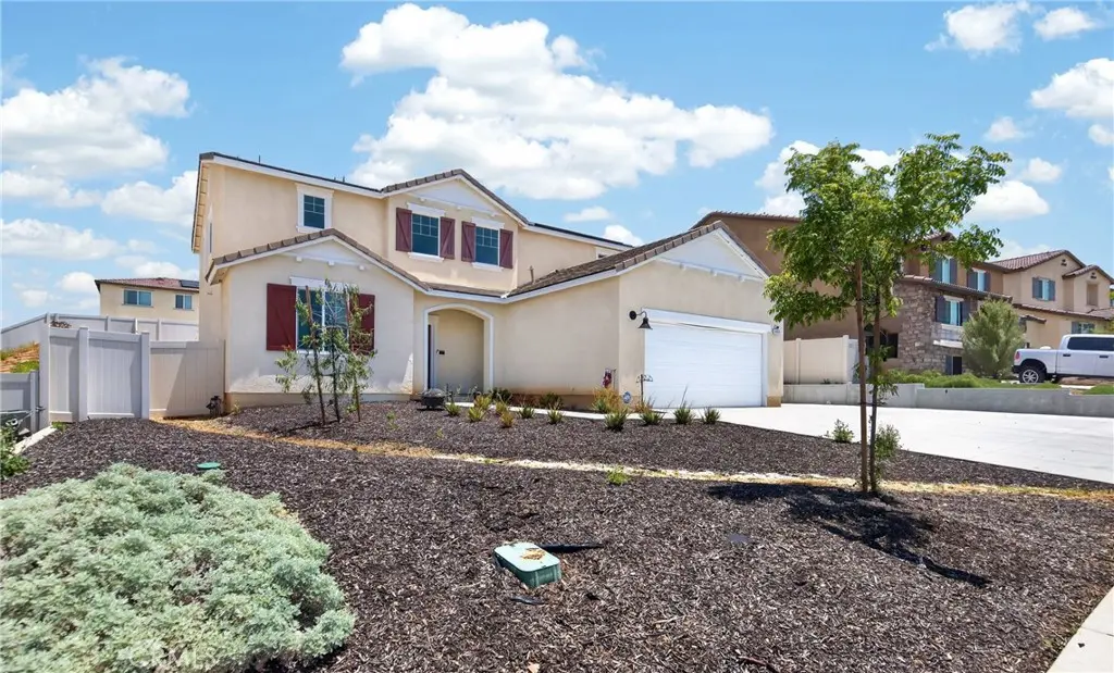 14034 Amorosa Court, Beaumont, CA — listing photo 1