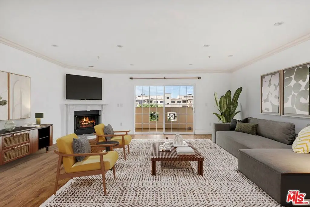 1948 Malcolm Avenue 305, Los Angeles, CA — listing photo 1