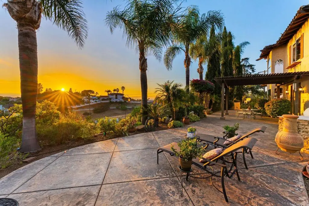 1829 Elevado Road, Vista, CA — listing photo 1