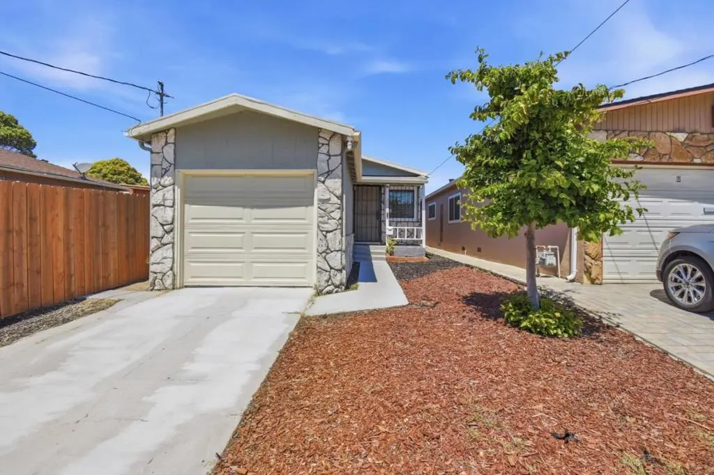 Single Family Residence for sale at 2317 Virginia Avenue, Richmond, CA featuring 2 beds and 1 bath