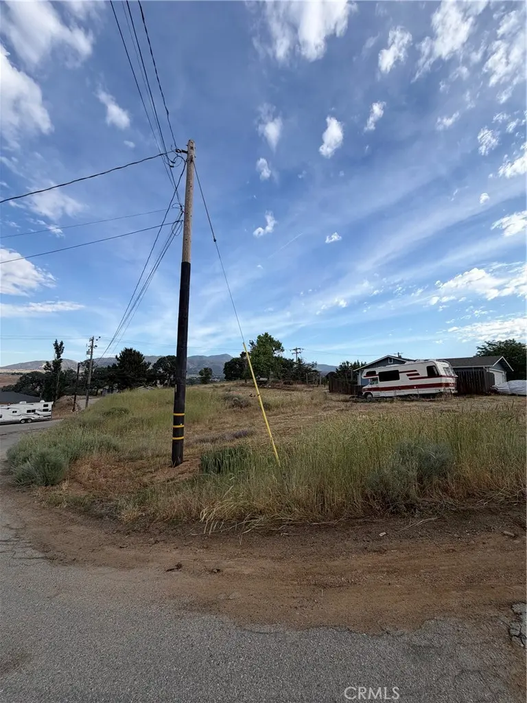 22117 Mccarthy, Tehachapi, CA — listing photo 1