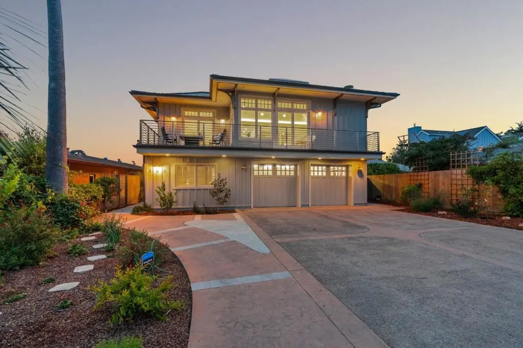 Single Family Residence for sale at 185 14th Avenue, Santa Cruz, CA featuring 4 beds and 6 baths