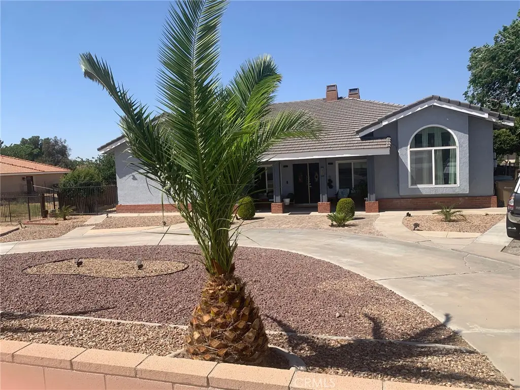 18346 Main, Hesperia, CA — listing photo 1
