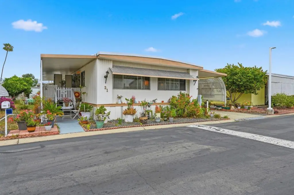 Manufactured On Land for sale at 2280 E Valley Pwky 21, Escondido, CA featuring 2 beds and 2 baths