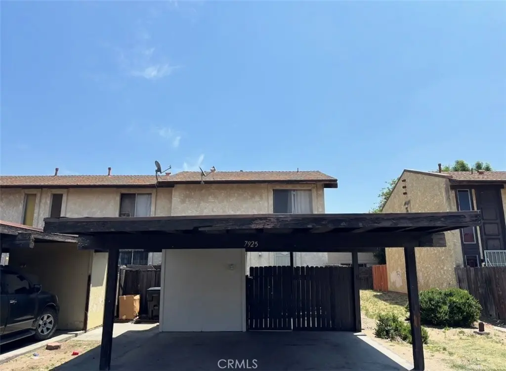 Condominium for rent at 7925 Midhurst, Highland, CA featuring 3 beds and 2 baths