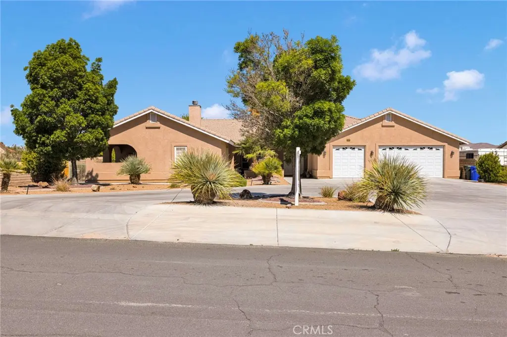 26743 Leather, Helendale, CA — listing photo 1