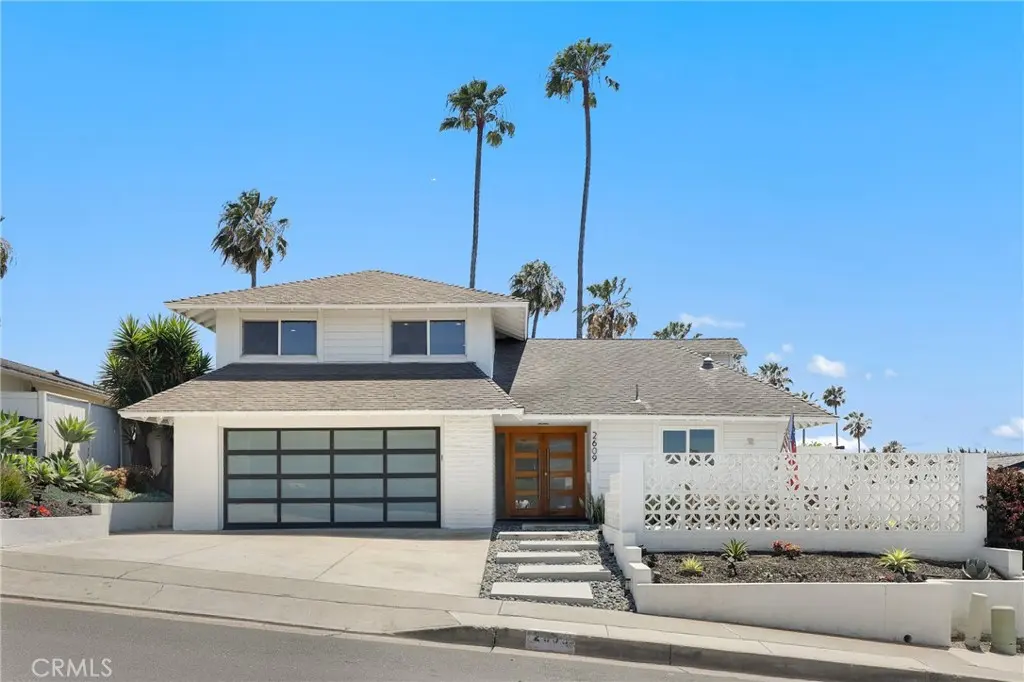 Single Family Residence for sale at 2609 Via Cascadita, San Clemente, CA featuring 4 beds and 2 baths
