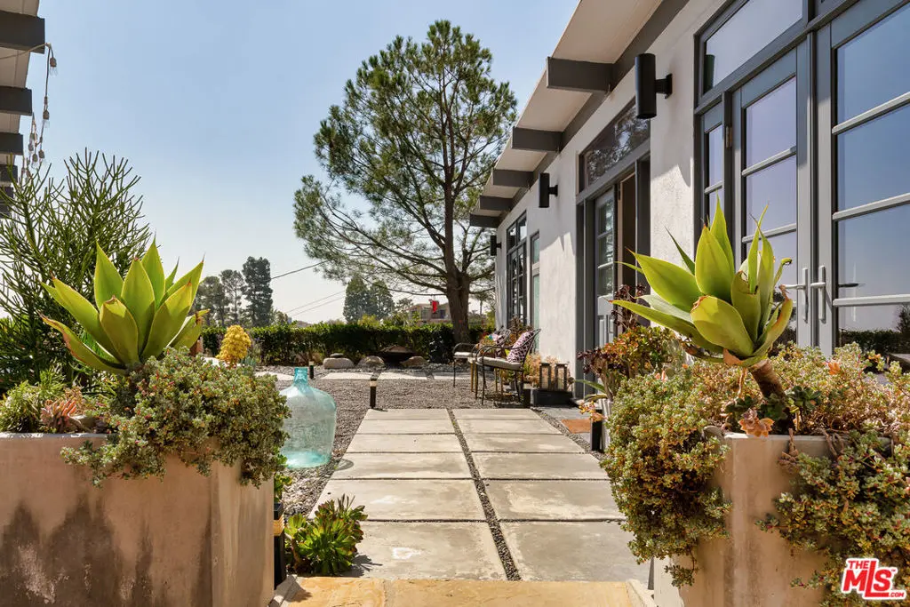 Single Family Residence for rent at 7107 Pacific View Drive, Los Angeles, CA featuring 3 beds and 3 baths