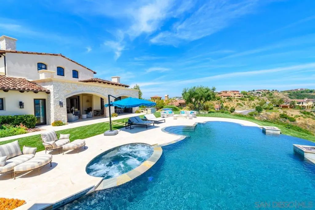 Residential Lease for rent at 7967 Camino Sin Puente, Rancho Santa Fe, San Diego County, CA featuring 5 beds and 7 baths