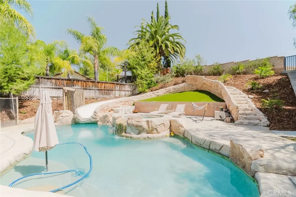 32480 The Old Road, Castaic, CA — listing photo 1
