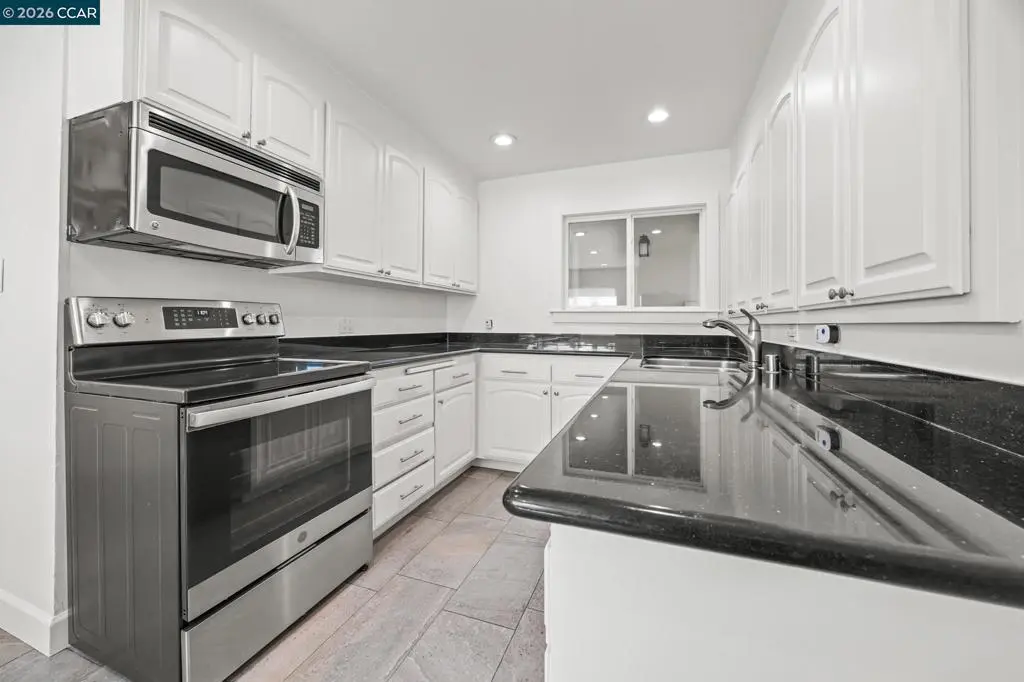 Single Family Residence for sale at 3585 Esperanza Drive, Concord, CA featuring 4 beds and 2 baths