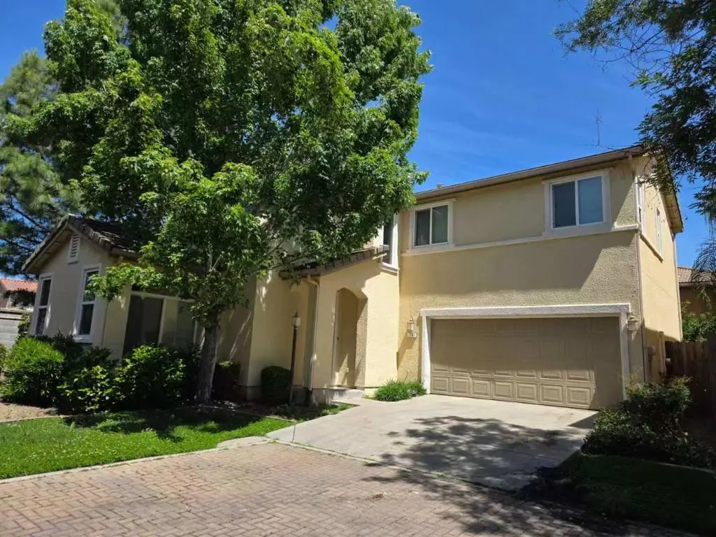 Single Family Residence for sale at 18 Crevalle Place, Sacramento, CA featuring 4 beds and 3 baths