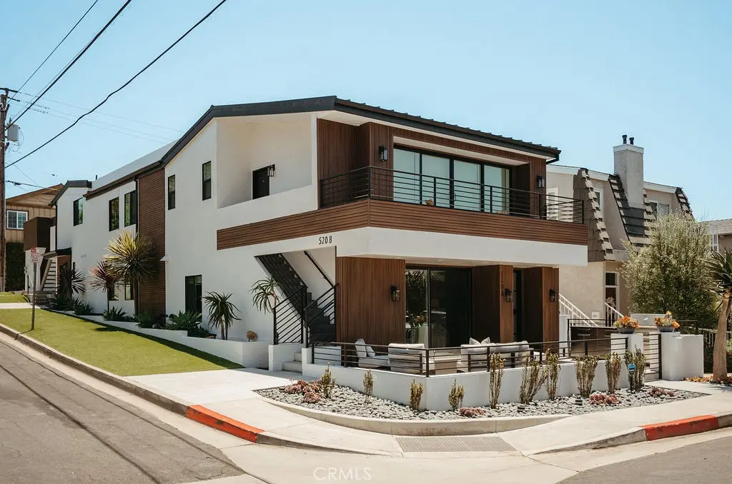520 Iris, Corona Del Mar, CA — listing photo 1