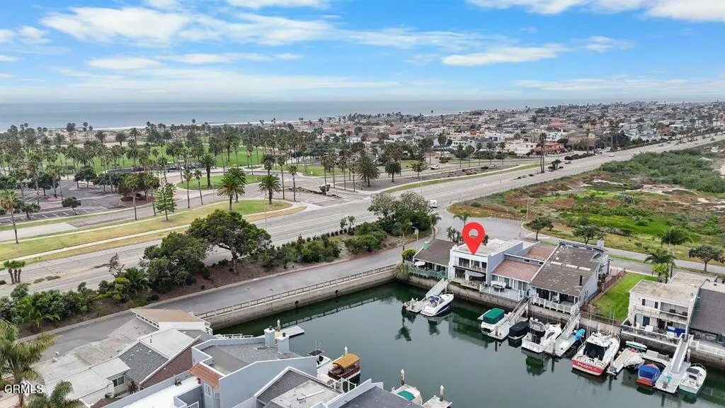 Single Family Residence for sale at 4630 Eastbourne, Oxnard, CA featuring 3 beds and 2 baths