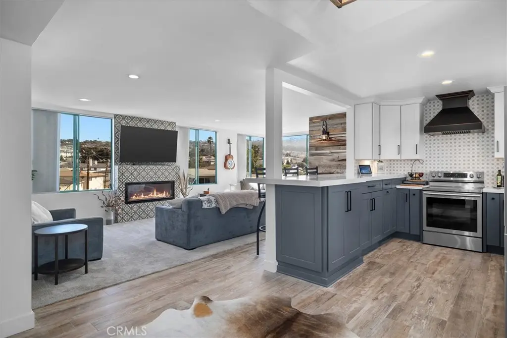 201 Calle Miramar 29, Redondo Beach, CA — listing photo 1
