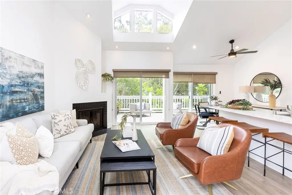 Condominium for sale at 3010 Elmira 42, Costa Mesa, CA featuring 2 beds and 2 baths