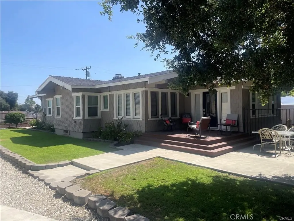 Residential Lease for rent at 596 E Arrow, Claremont, Los Angeles County, CA featuring 4 beds and 3 baths