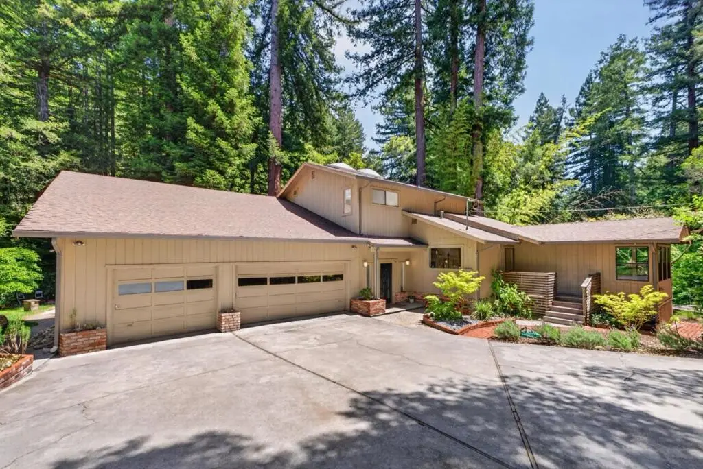 Single Family Residence for sale at 450 Vine Hill Road, Santa Cruz, CA featuring 5 beds and 3 baths