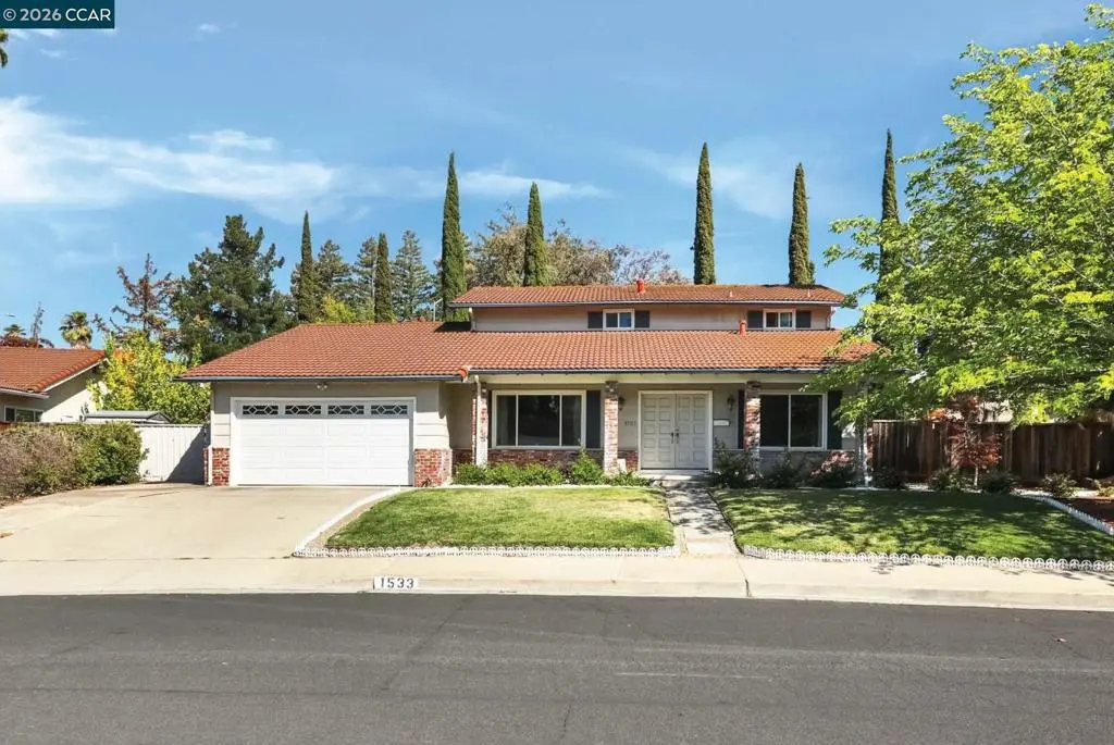 Single Family Residence for sale at 1533 Longford Ct, Walnut Creek, CA featuring 4 beds and 2 baths