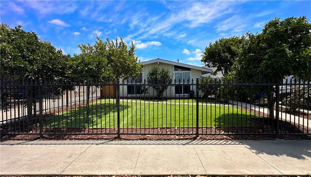 Single Family Residence for sale at 320 E 81st, Los Angeles, CA featuring 3 beds and 2 baths