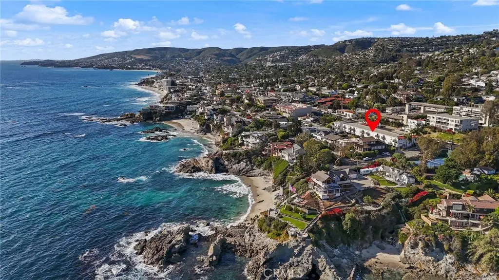 Mixed Use for rent at 2175 S Coast, Laguna Beach, CA featuring 1 bed and 2 baths