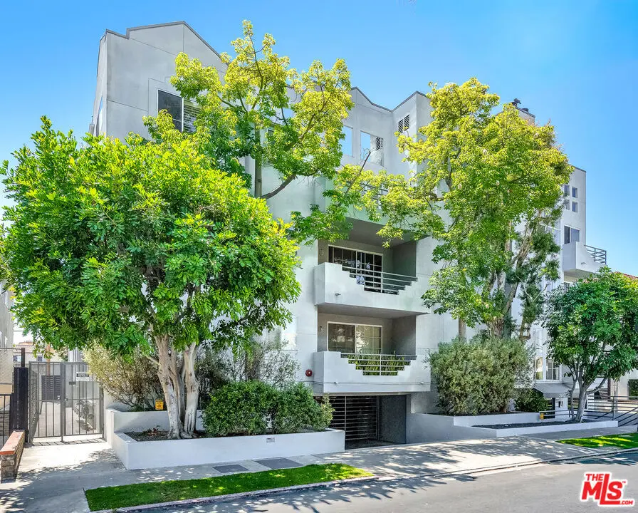 Condominium for sale at 3613 Glendon Avenue 101, Los Angeles, CA featuring 2 beds and 2 baths