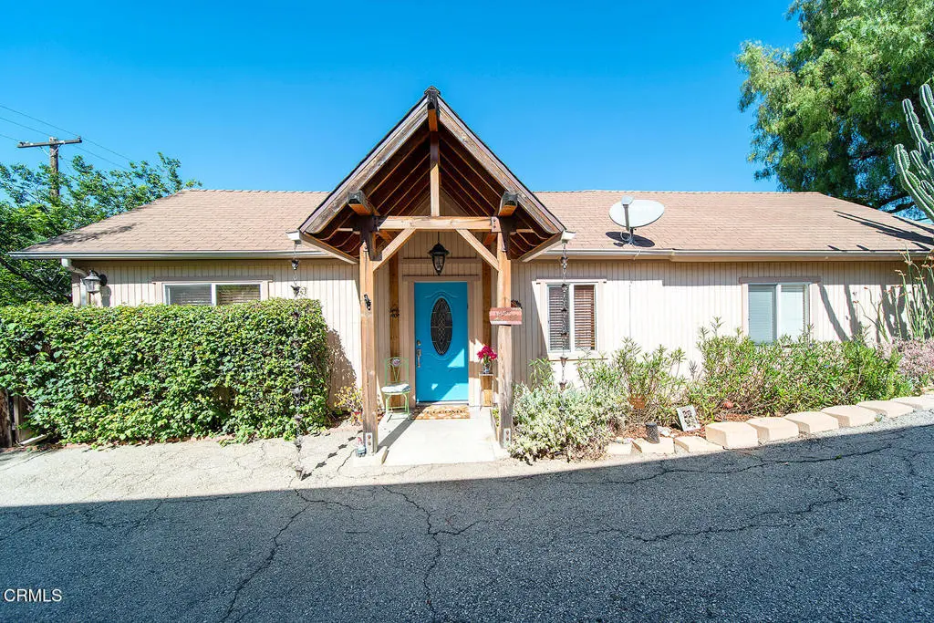 Single Family Residence for sale at 8950 Oswego Street, Los Angeles, CA featuring 2 beds and 1 bath