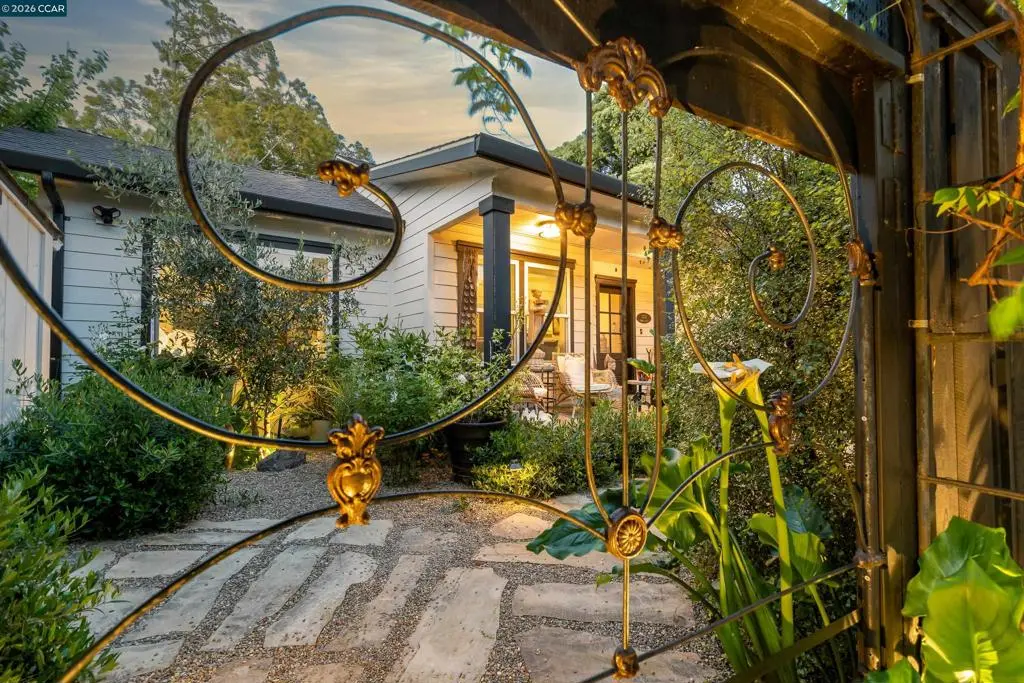 Single Family Residence for sale at 3229 Toyon Ter, Alameda, CA featuring 5 beds and 3 baths