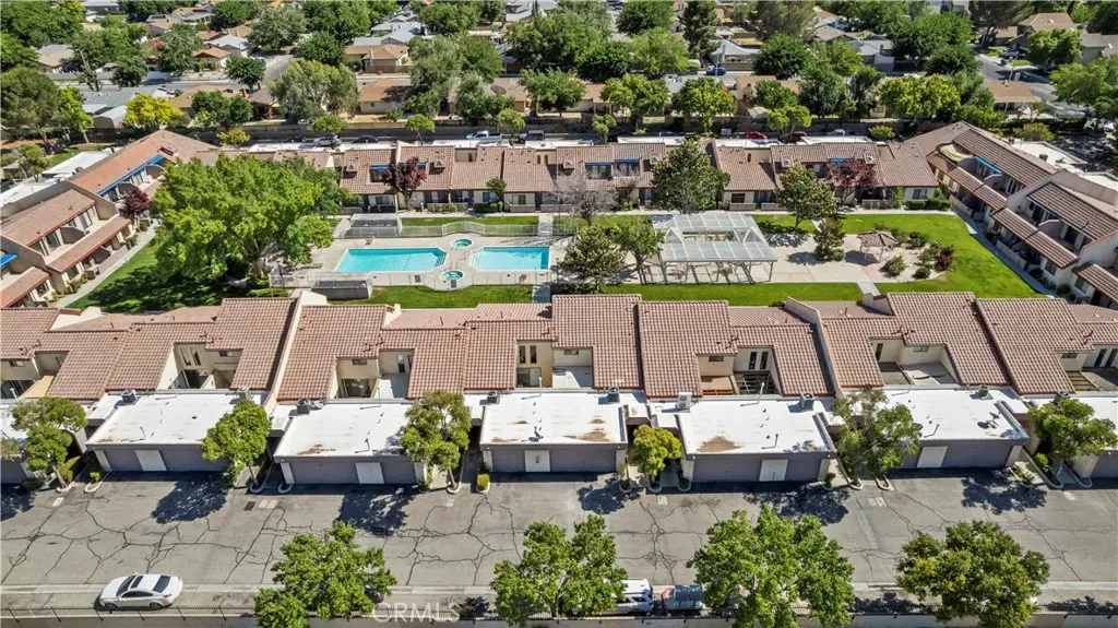 Condominium for sale at 43334 32nd St. W #34, Lancaster, CA featuring 2 beds and 2 baths