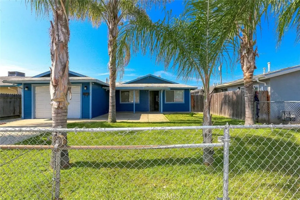 268 E 10th Street, Merced, CA — listing photo 1