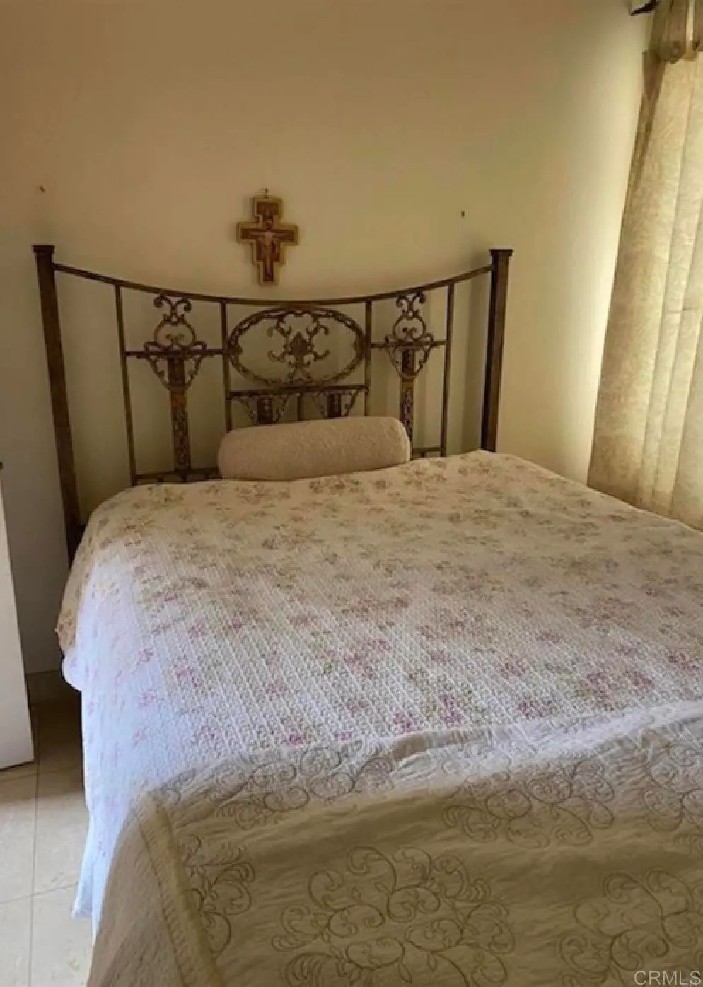 Rooming House for rent at 567 Vista Miranda, Chula Vista, CA featuring 1 bed and 1 bath