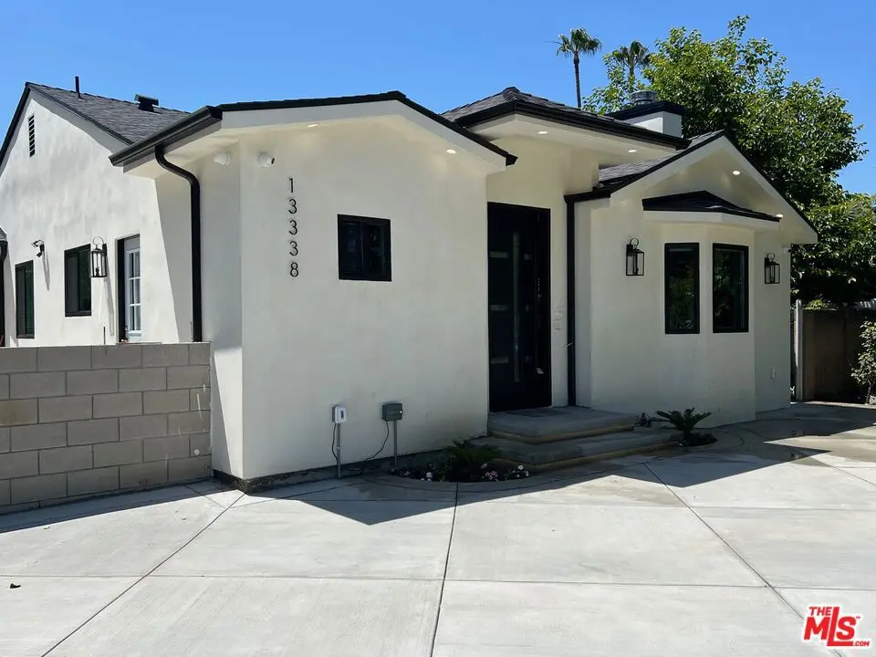 13338 Magnolia Boulevard, Sherman Oaks, CA — listing photo 1
