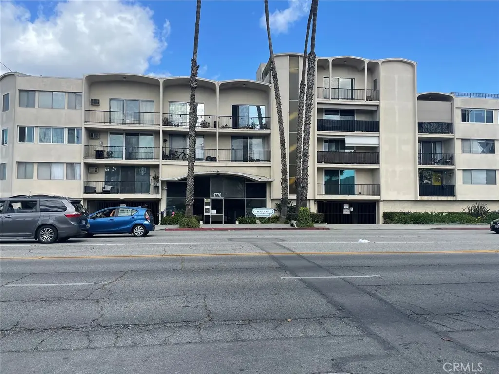 Condominium for sale at 1770 Ximeno 211, Long Beach, CA featuring 1 bed and 1 bath